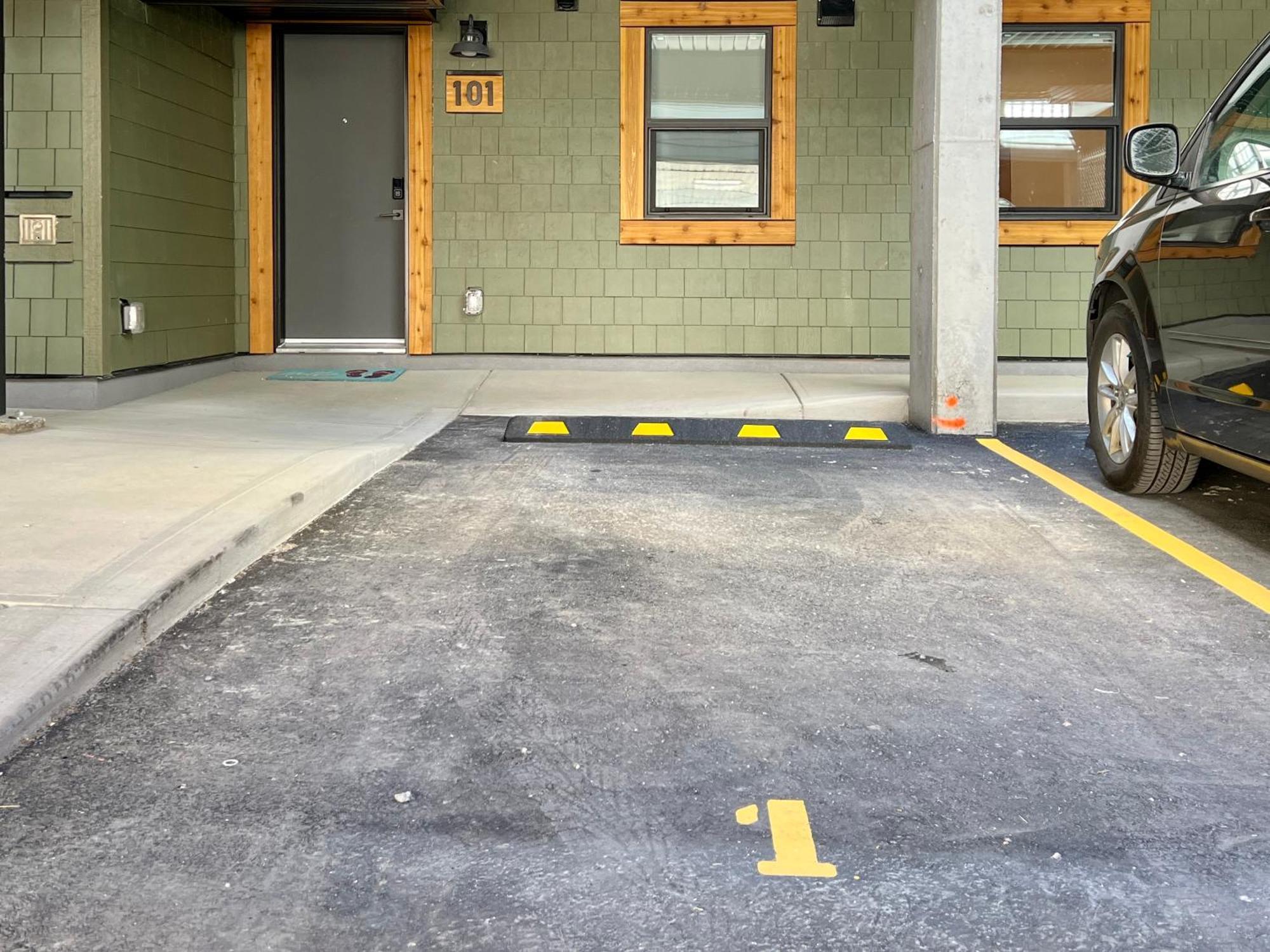 Special! New Downtown Mtn View Free Parking 2b&2b *